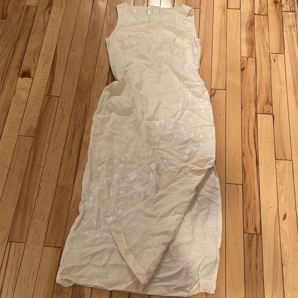 SOLD White Linen Dress Vintage